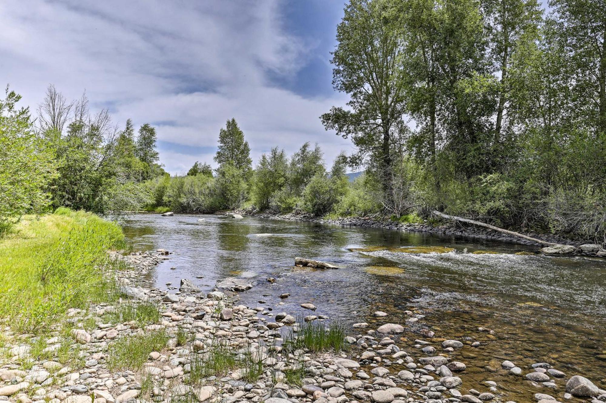 Riverfront Cabin About 4 Mi To Granby Ranch! Εξωτερικό φωτογραφία